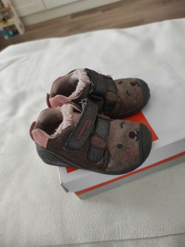 Botitas Biomecanics talla 22