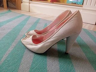 zapatos blancos pin up