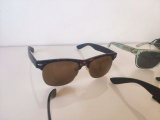 Gafas de sol variadas