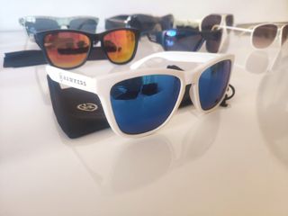 Gafas de sol variadas