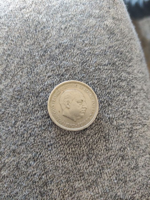 5 ptas -Año 1957  Caudillo