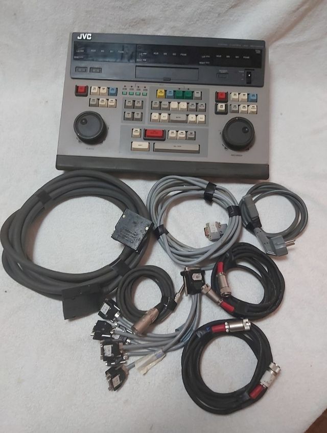 editora video JVC RM-G860E /radio cassette madera