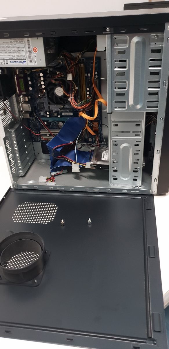 AMD Athlon X2, 2Gb ram DDR2, 160 Gb Hd