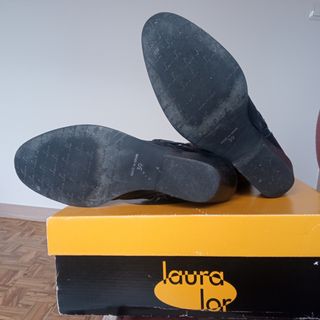 botas altas cuero negro