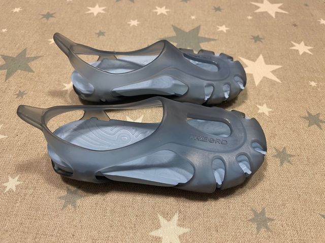 Escarpines Piscina Bebé Cangrejeras Decatlhon