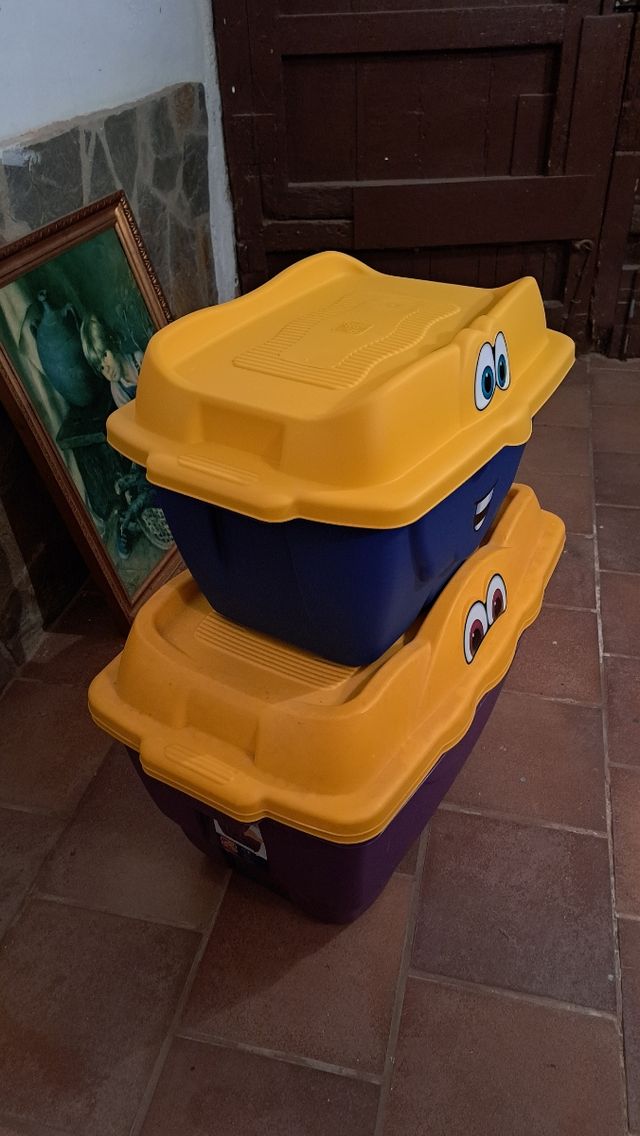 baules grande y pequeño