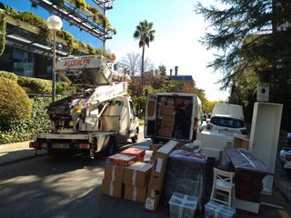 Mudanzas y Transportes En Toda Cataluña  610942476