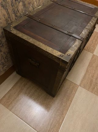 Baul madera