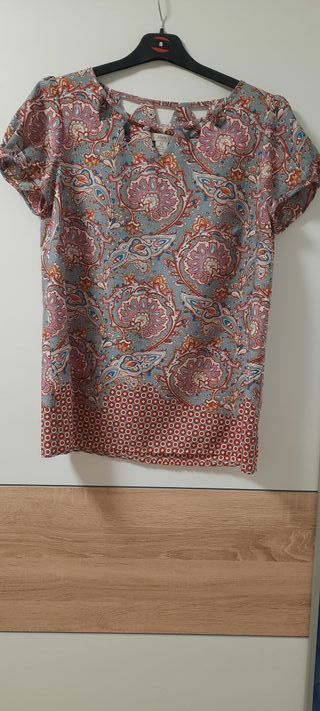 BLUSA