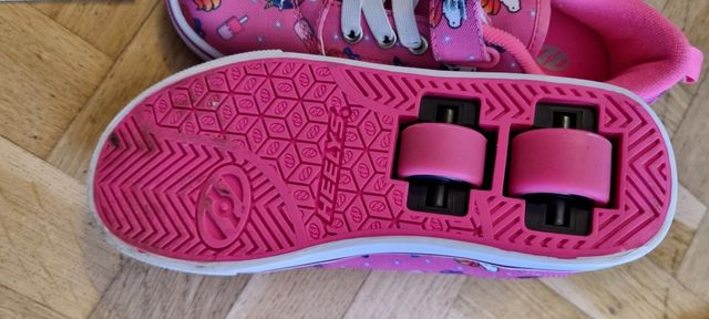 Deportivas Heelys con ruedas talla 32