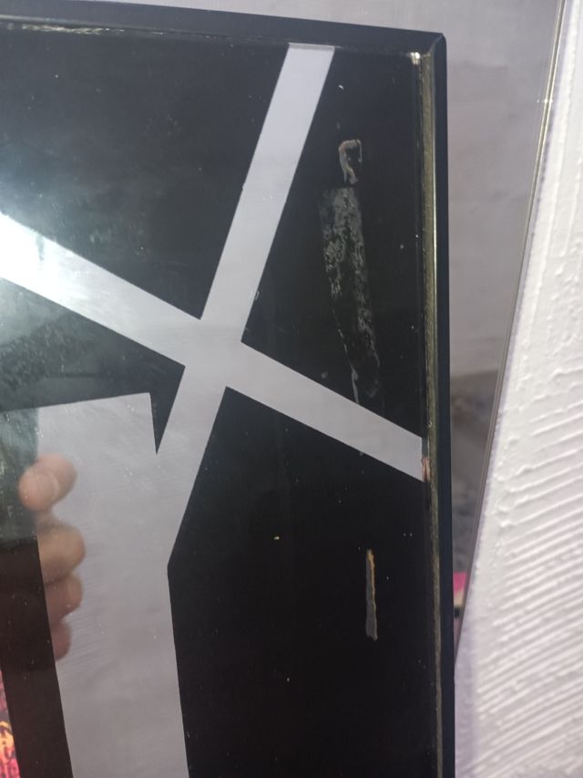 pareja de cuadros vidrio y marco de madera