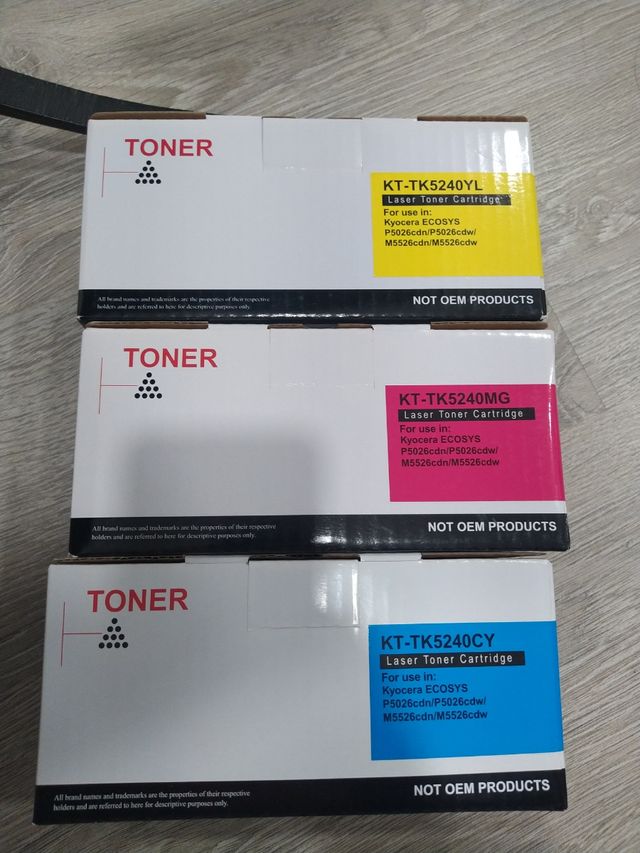 3 toners compatibles tk5240