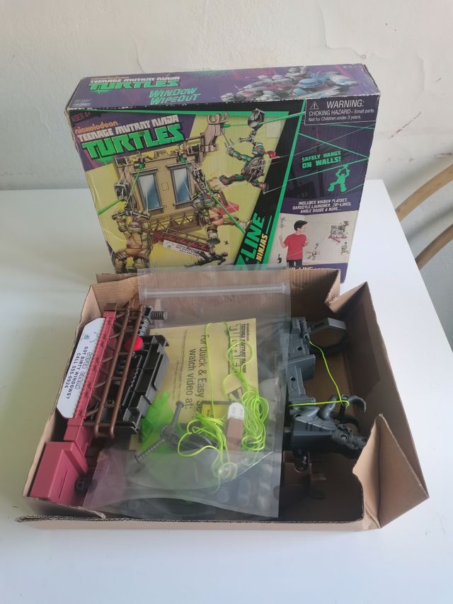 WINDOW WIPEOUT TMNT 2013