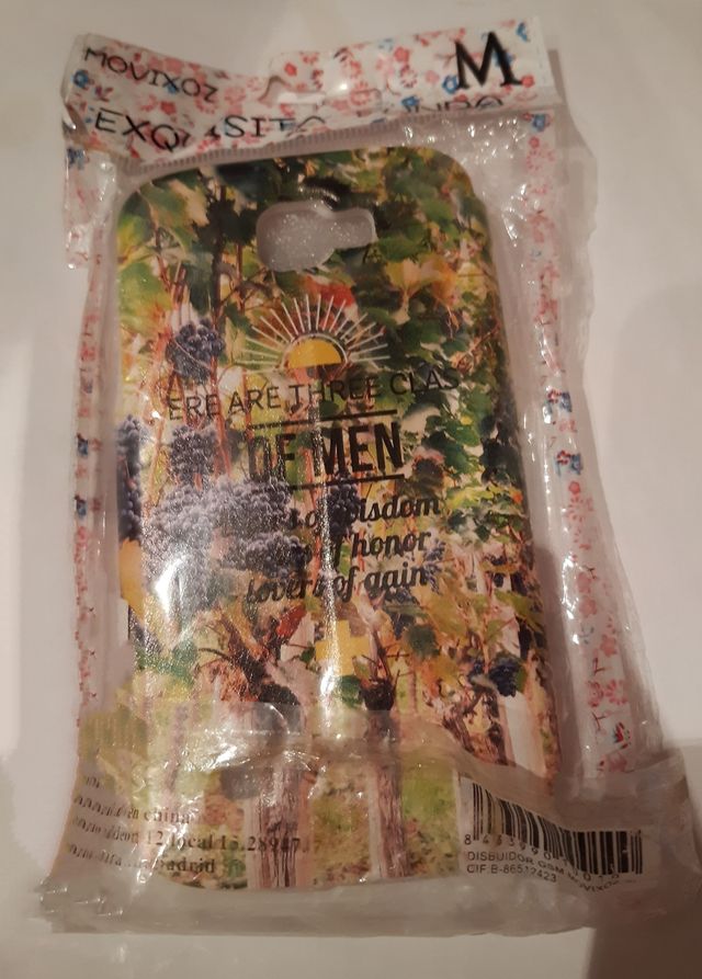 ESTRENAR FUNDAS DE MOVILES