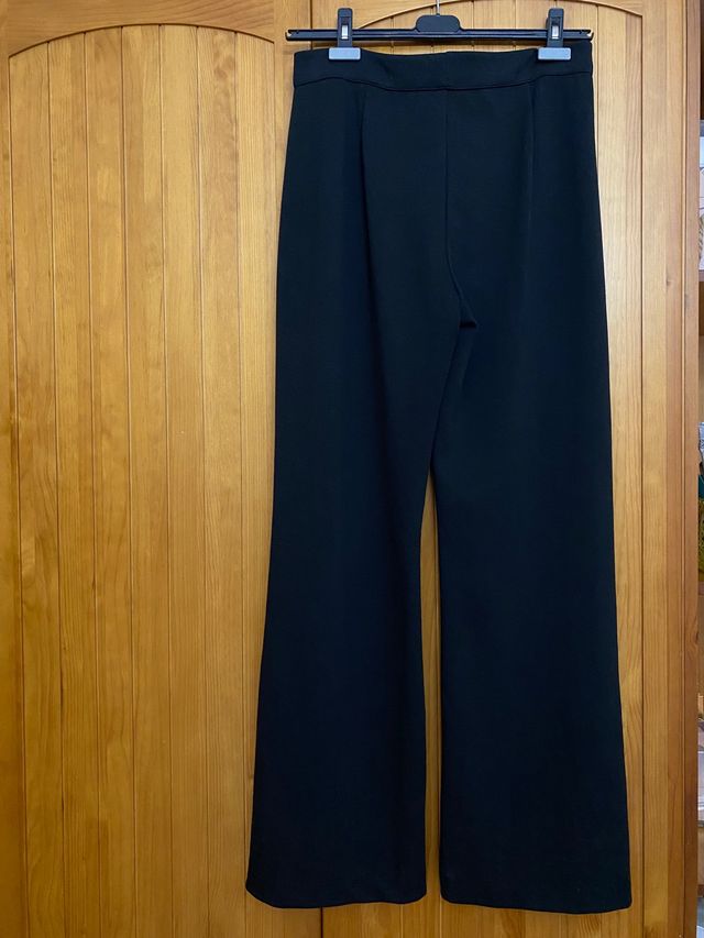 Pantalón negro - Mango