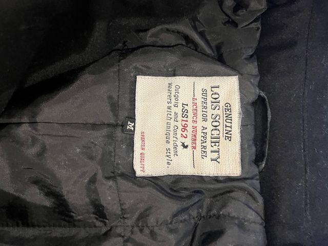 Abrigo marca LOIS Talla M