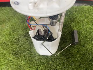 BOMBA COMBUSTIBLE FORD KA RU8 2010