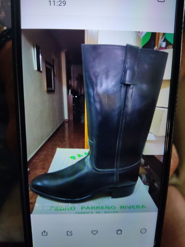 Bota Alta Piel Negra artesana pares 43 y 44