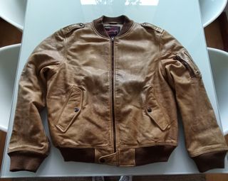 CAZADORA BOMBER DE PIEL