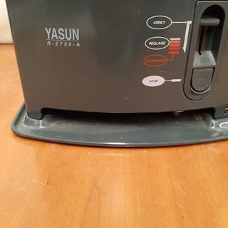 Estufa de Parafina Yasun R2750 porte incluido