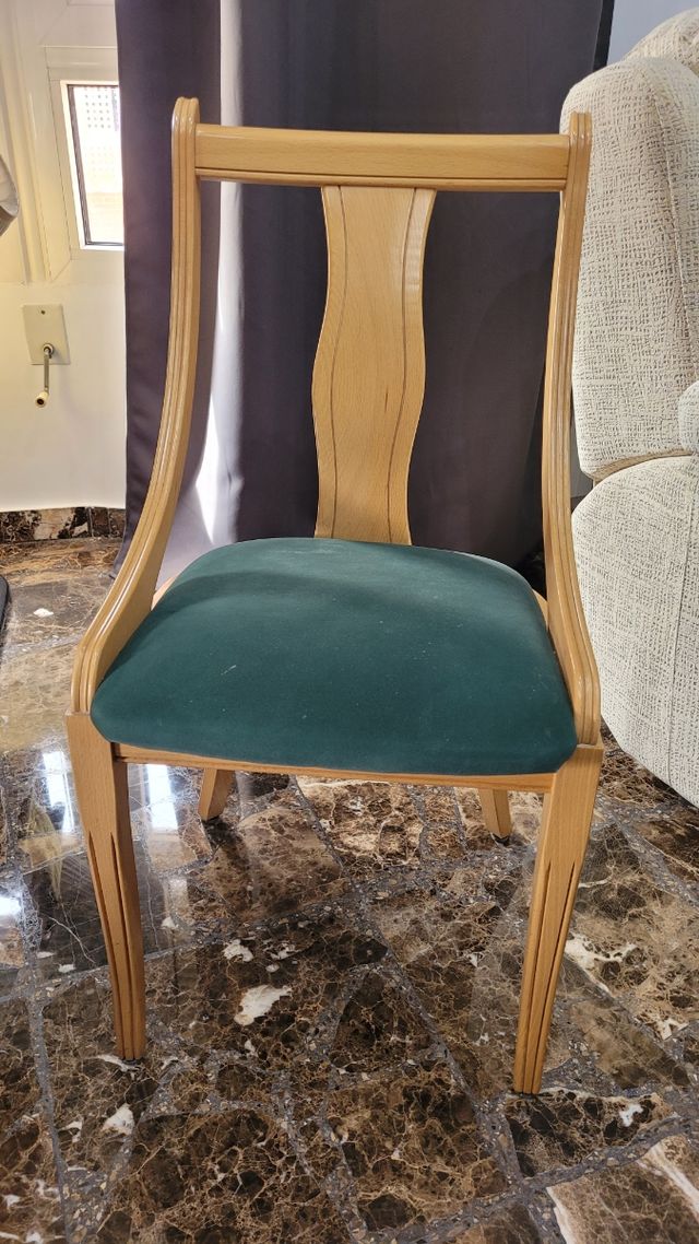 SEIS SILLAS COMEDOR  DE ALTA CALIDAD