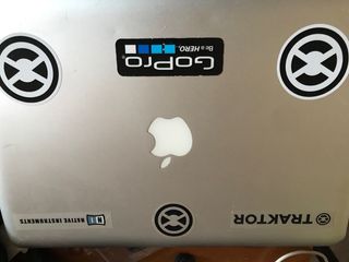 MACBOOK PRO "13