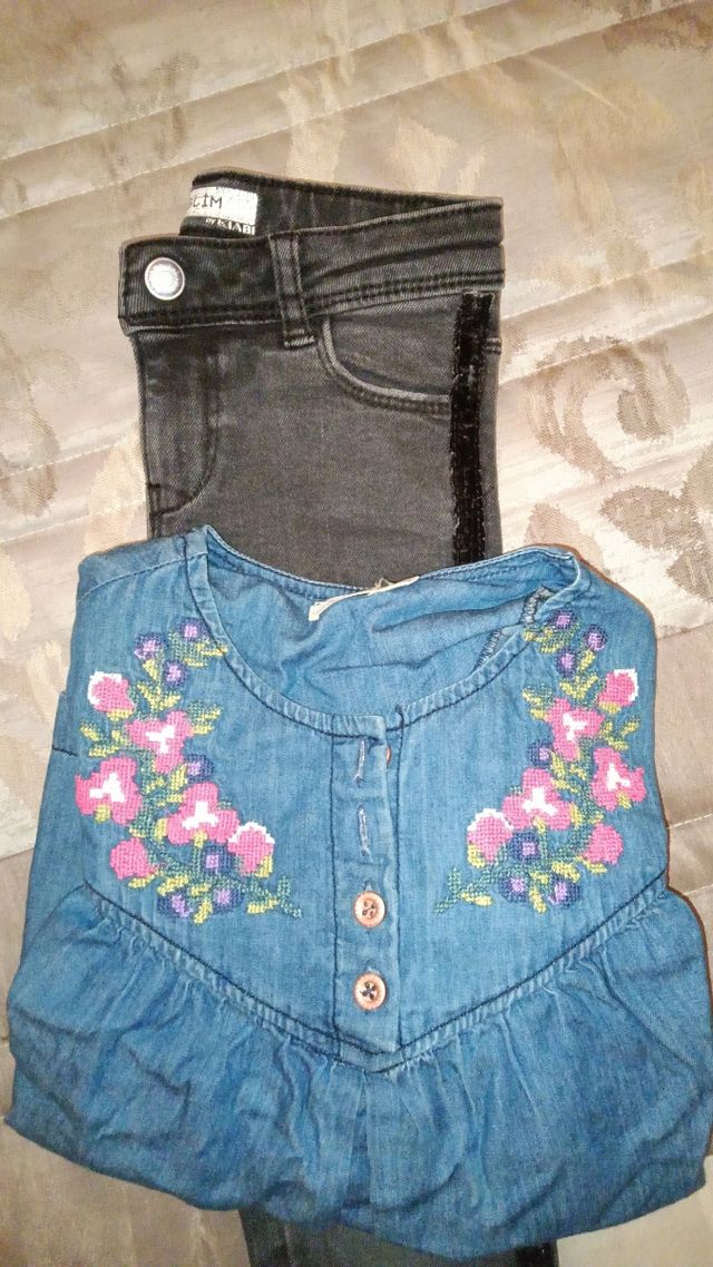 blusa niña Sfera 4_5 años y vaquero Kiabi 5