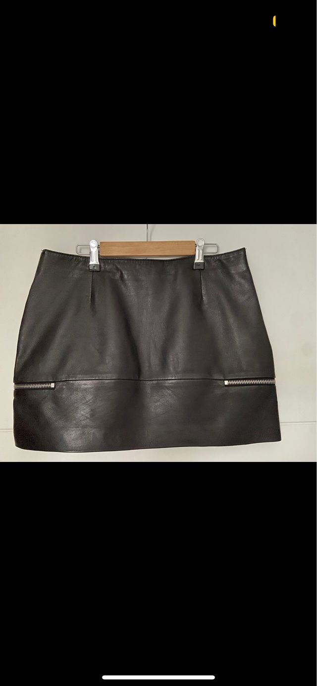 Falda cuero Zara
