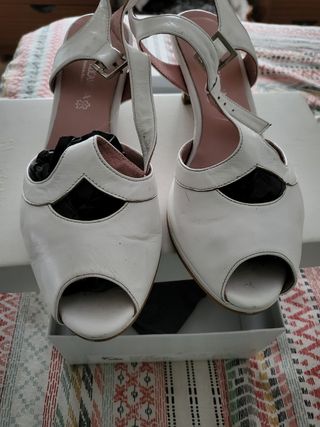 sandalias blancas 