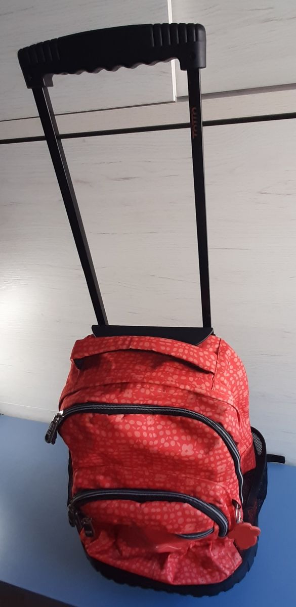 MOCHILA ESCOLAR TOTTO