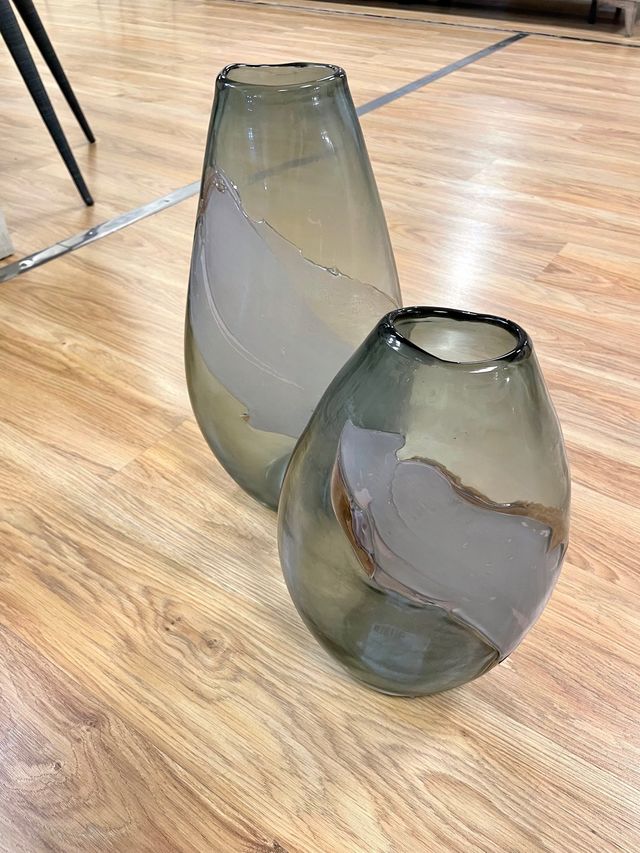 Conjunto de jarrones