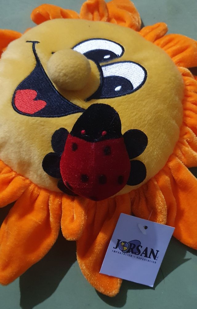 Peluche de Sol con ventosa