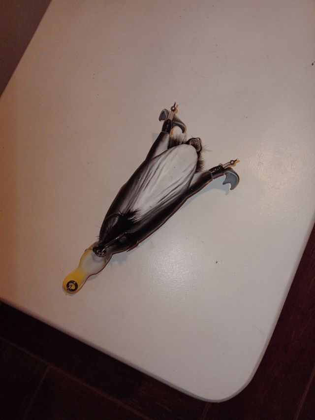 señuelo de pesca suicide duck original