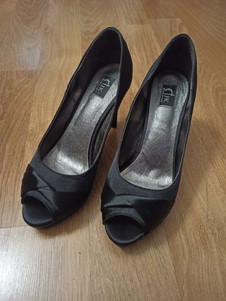Zapatos de fiesta J&K