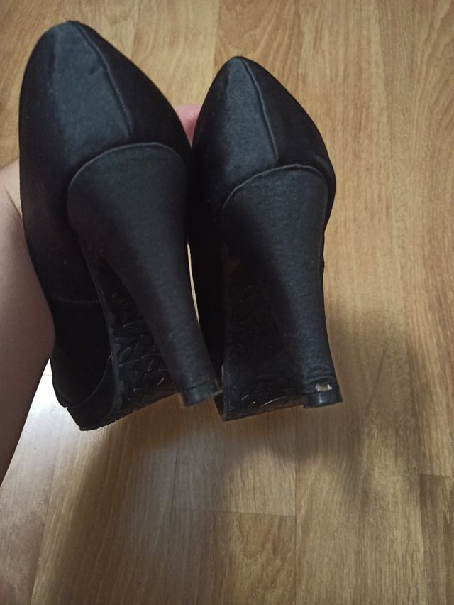 Zapatos de fiesta J&K