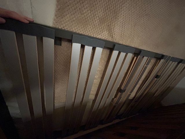 urge! Cama de 90 colchón y somier.