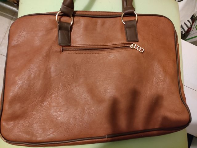 Cartera de polipiel para ordenador portatil