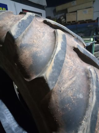 neumático ocasión 520/70R38 tractor 