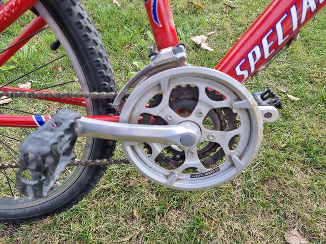 Bicicleta spezialized hotrock 24