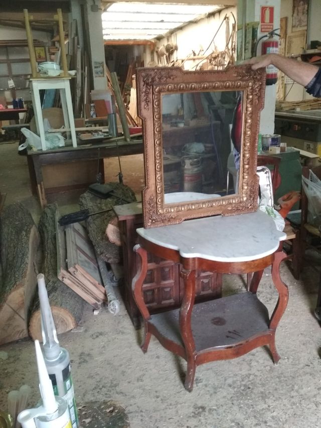 camas completas .. cabeceros. somieres con patas..