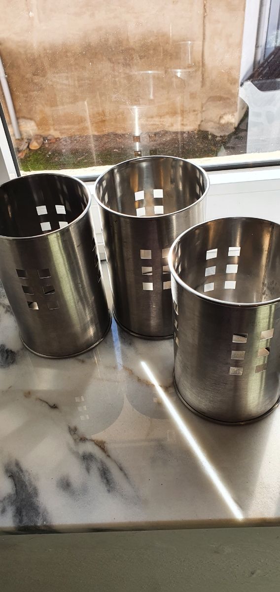 PAPELERAS DE MESA METAL SIN PUBLI