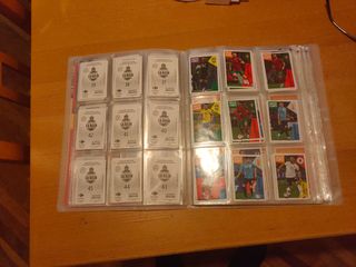 Los ídolos de la roja cracks mundiales cromos 