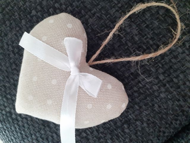 set shabby chic 3 cuori decorativi beige a pois