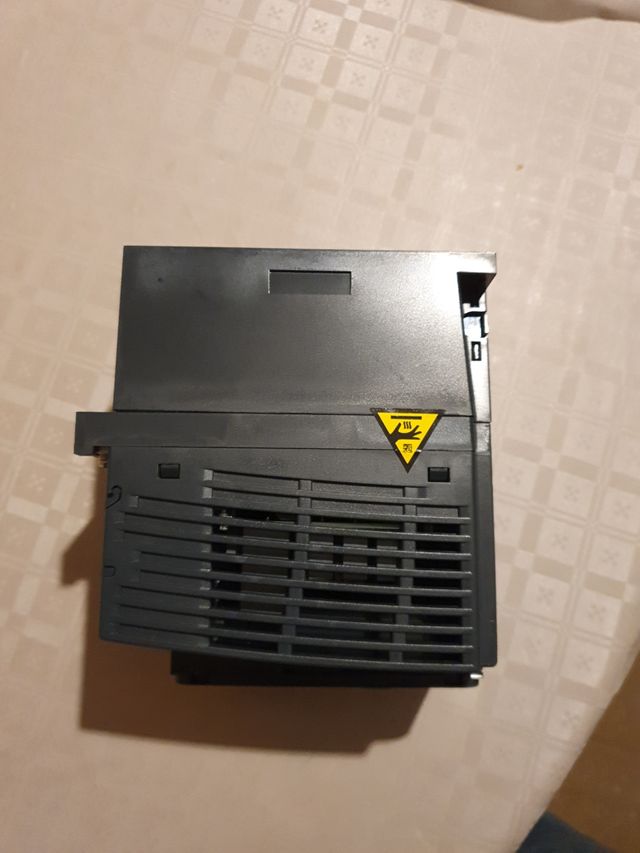 Variador de Frecuencia Schneider 1 CV-0,75KW