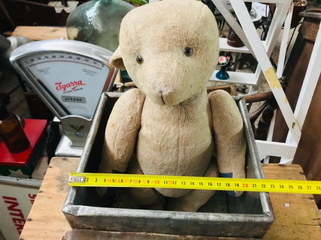 ANTIGUA LATA GIGANTE GALLETAS LA INDUSTRIAL