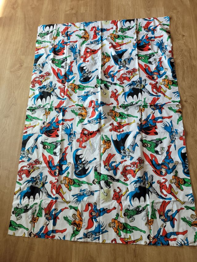 Tela Super Heroes, trozo de tela mide 1'50 X 0'98