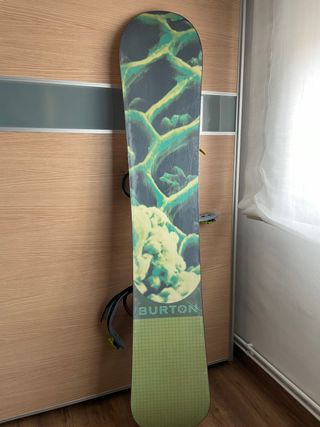 Tabla snow tiene las fijaciones rotas