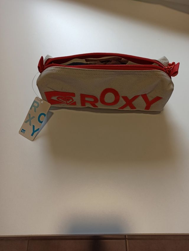 Estuche Roxy sin estrenar