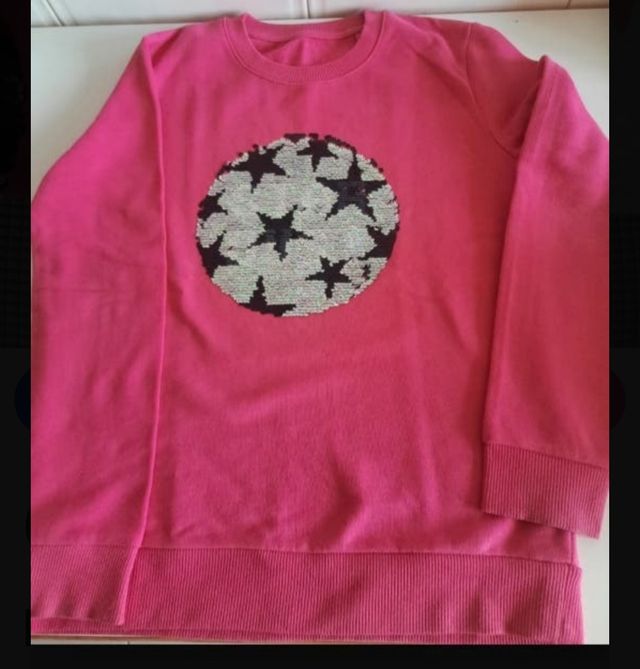 Lote: 2 sudaderas y 1 jersey.