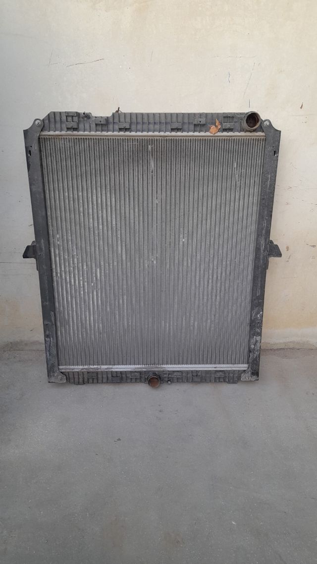 radiador camion Mercedes actros 1848